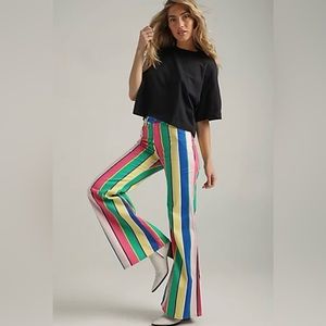 NWT - Wrangler Wanderer 622 High Rise Flare Jean: Rainbow Size 26